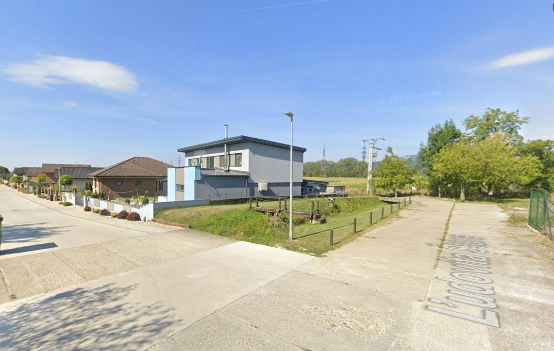 Stavebný pozemok na predaj – Ladce, ul. Ľ. Štúra