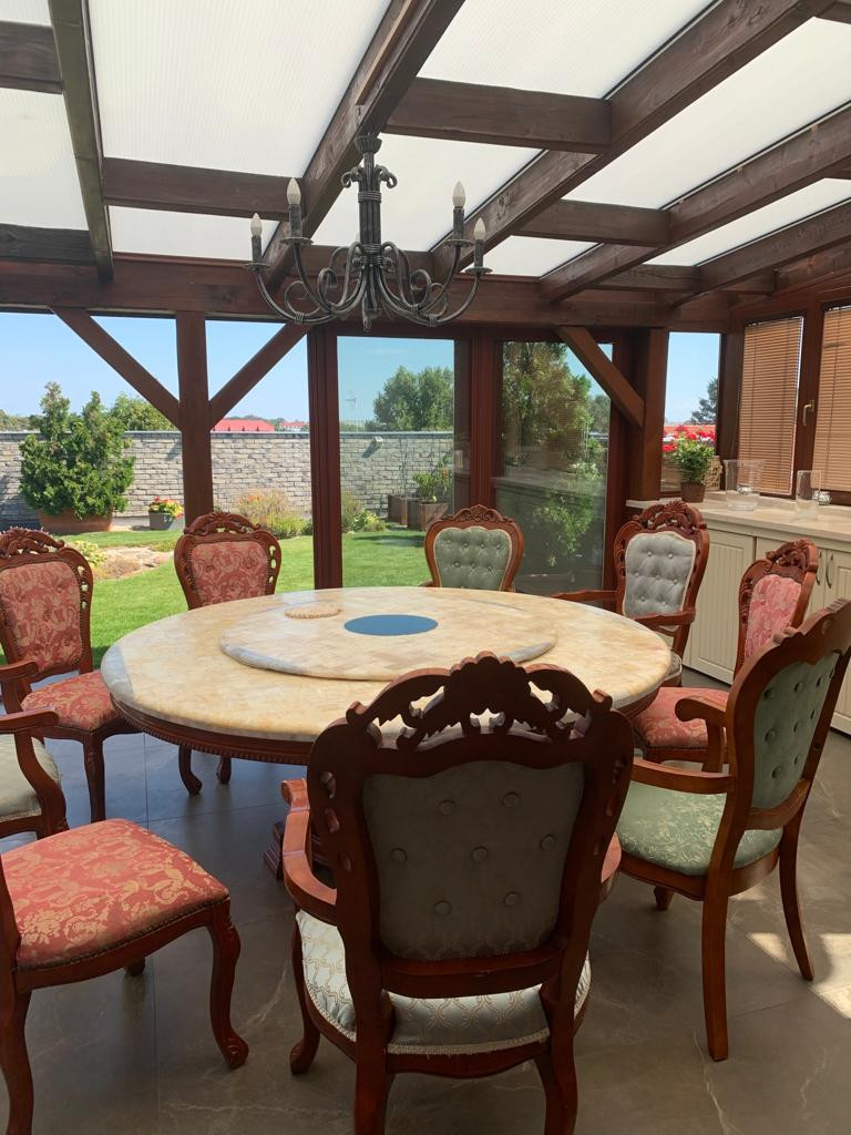 Na predaj 4 izbový  byt so zimnou záhradou a veľkou terasou