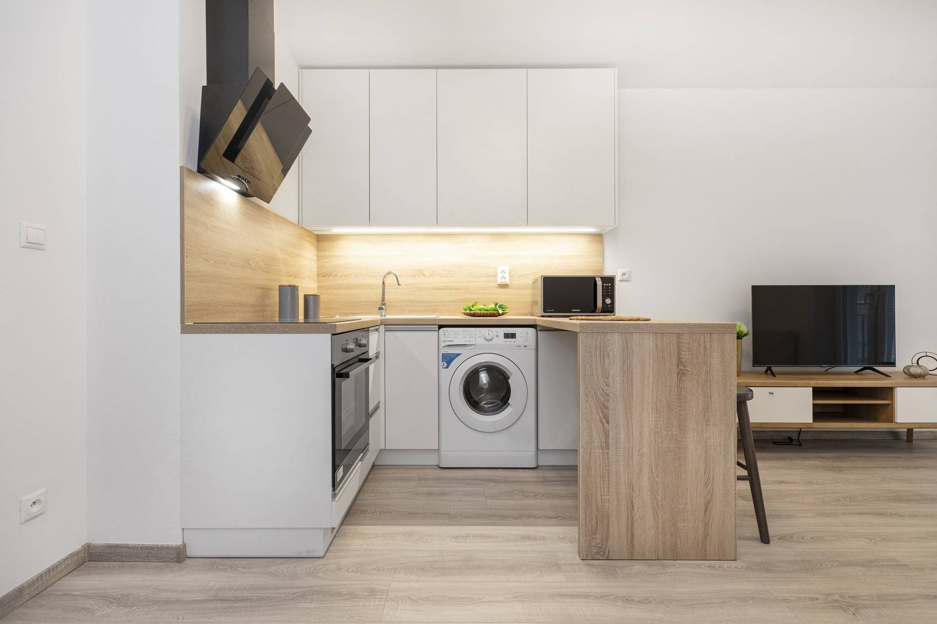 Na prenájom - Kompletne zariadený , bezbariérový 1-izbový byt v novostavbe, Sídlisko Platan Šamorín