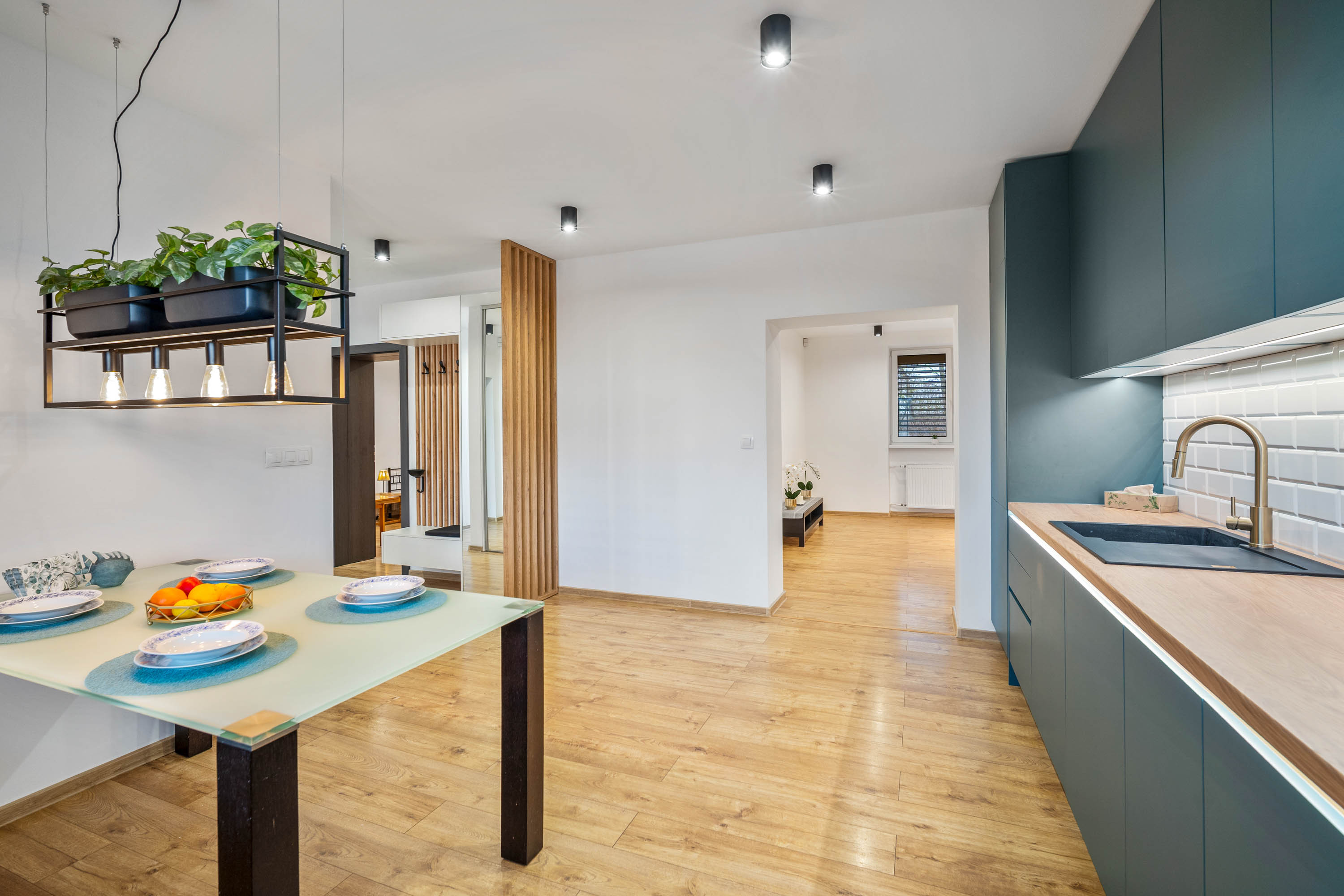 🏡 NA PREDAJ veľkometrážny 2izb.byt a garáž, Nové Mesto nad Váhom