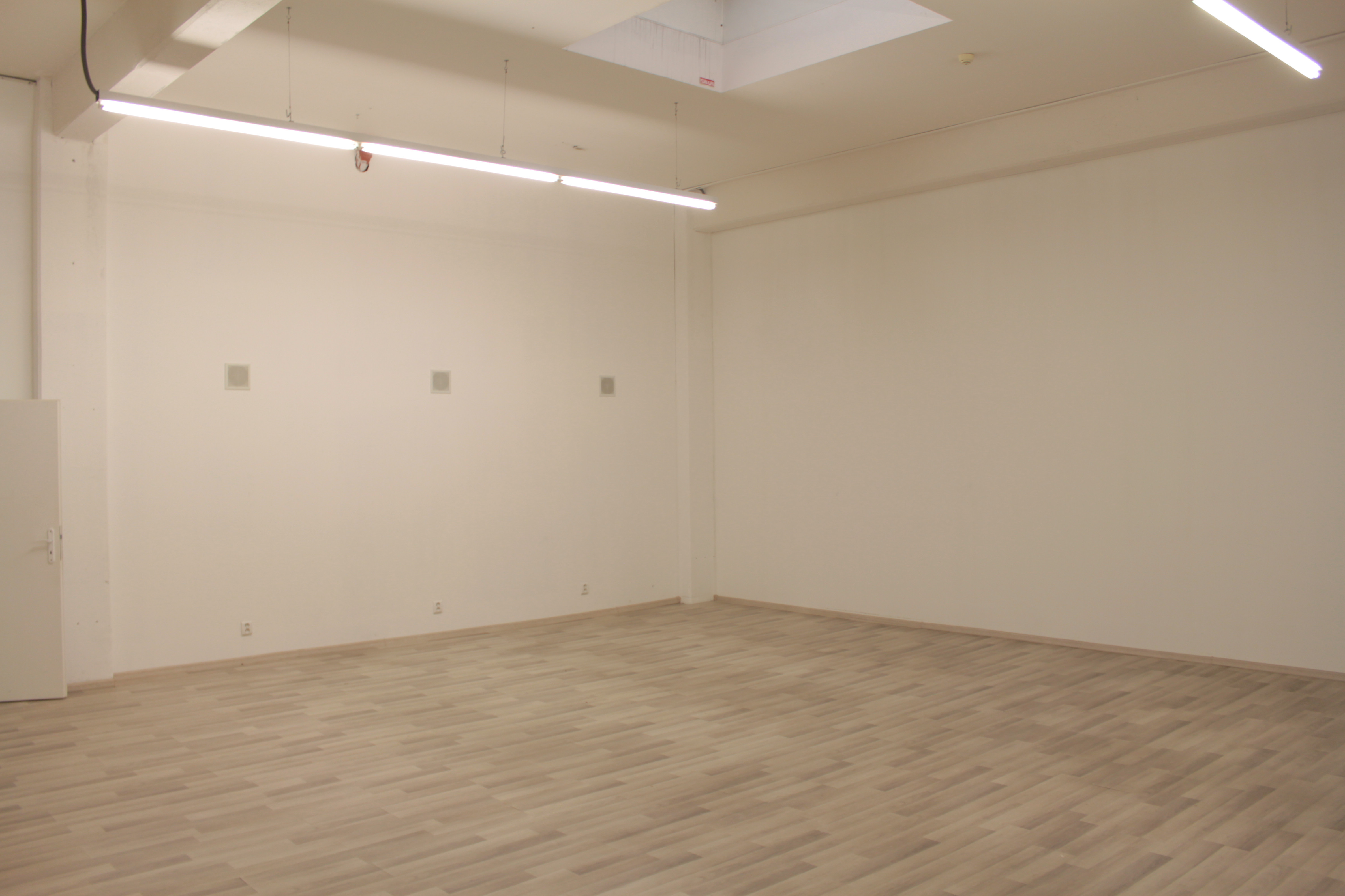 Obchodné priestory na prenájom Košice JAZERO 104m2