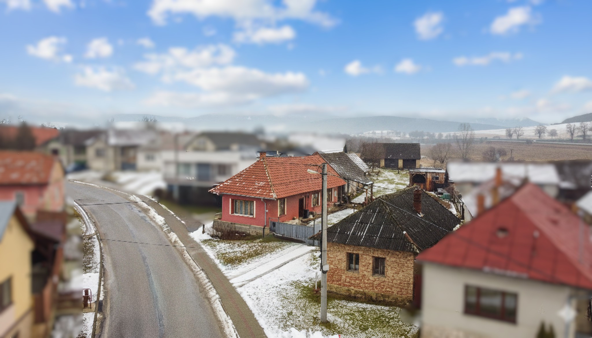 STUDENEC- 2 rodinné domy s veľkým pozemkom