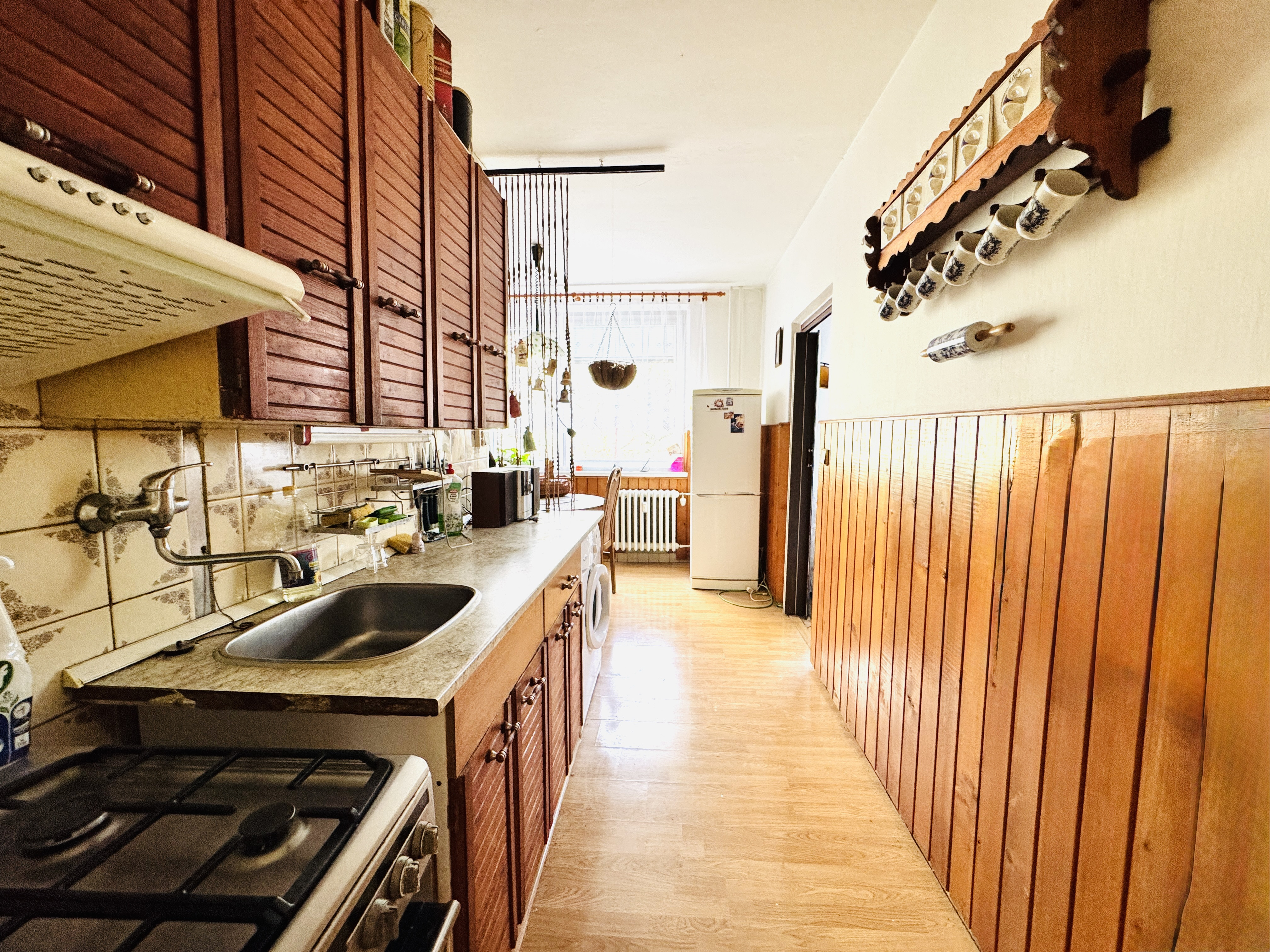 Priestranný 3-izbový byt 84 m² s balkónom – Skalica, Dr. Clementisa.