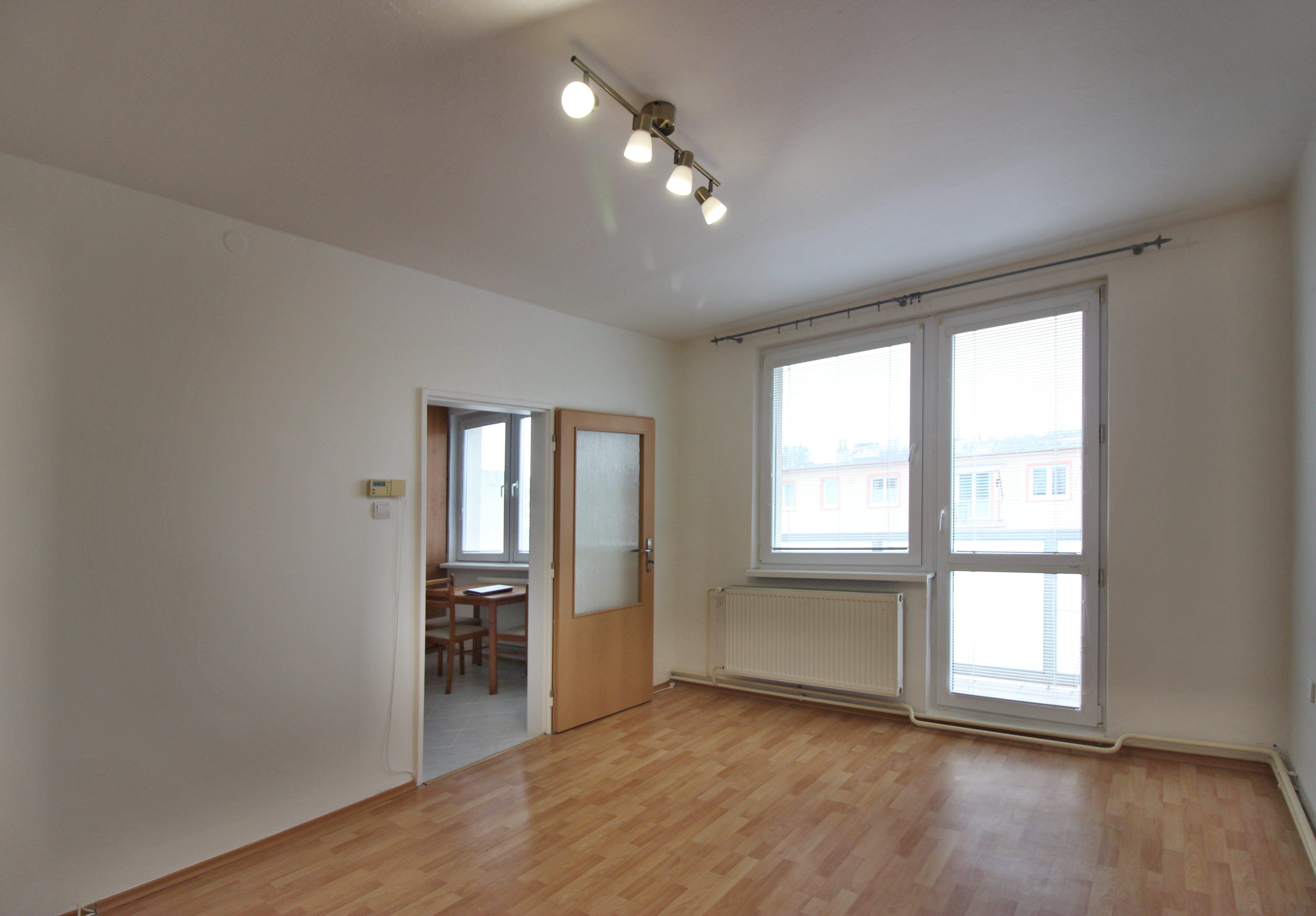 NA PRENÁJOM 2-izbový byt s balkónom, Melčice-Lieskové