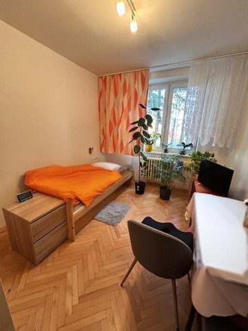 PREDAJ: Slnečný 3-izbový byt v srdci Ružinova – tehla a zeleň