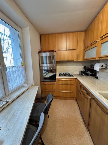 PREDAJ: Slnečný 3-izbový byt v srdci Ružinova – tehla a zeleň