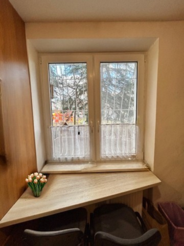 PREDAJ: Slnečný 3-izbový byt v srdci Ružinova – tehla a zeleň