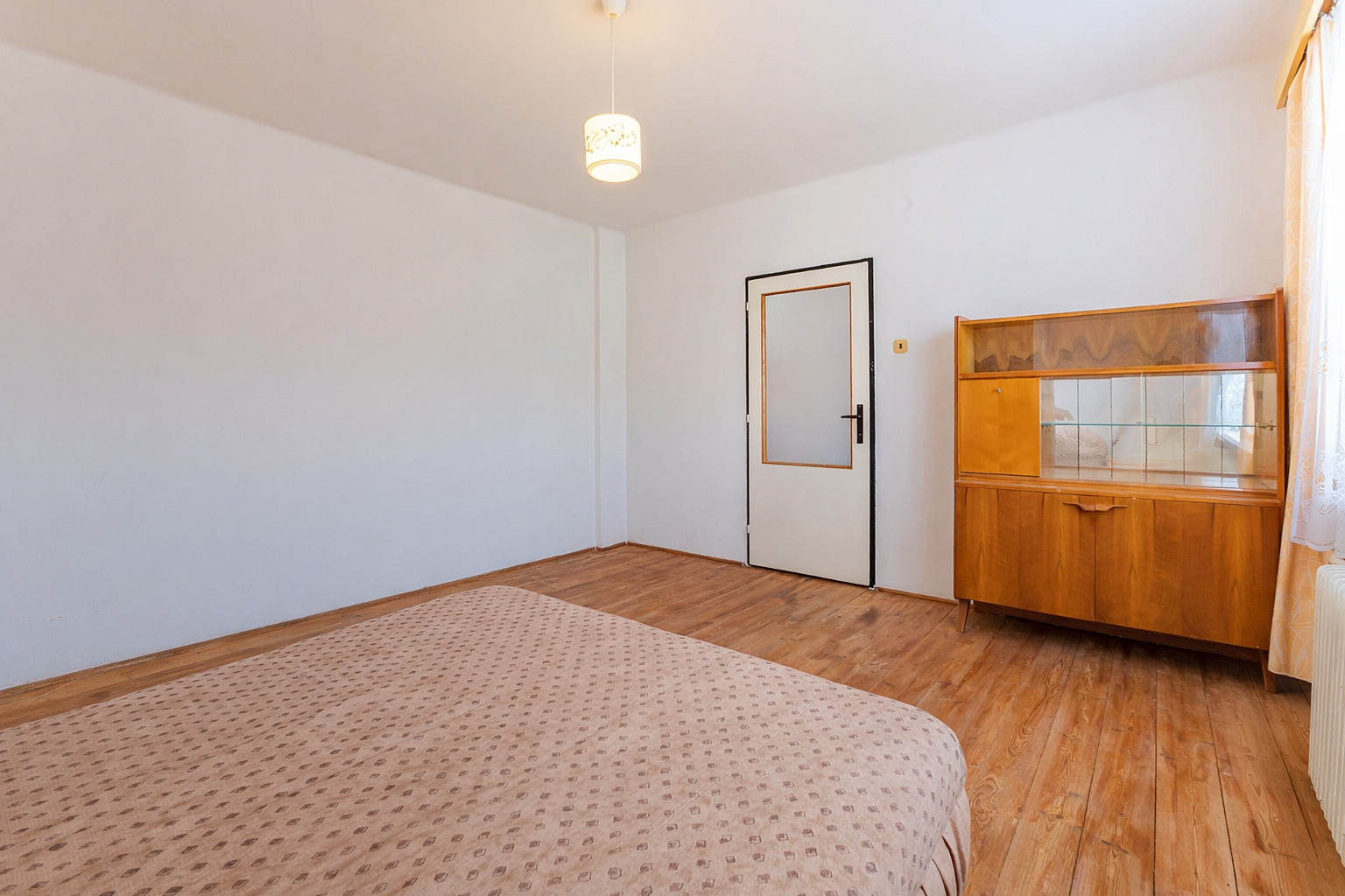 PREDAJ - Rodinný dom - Čachtice