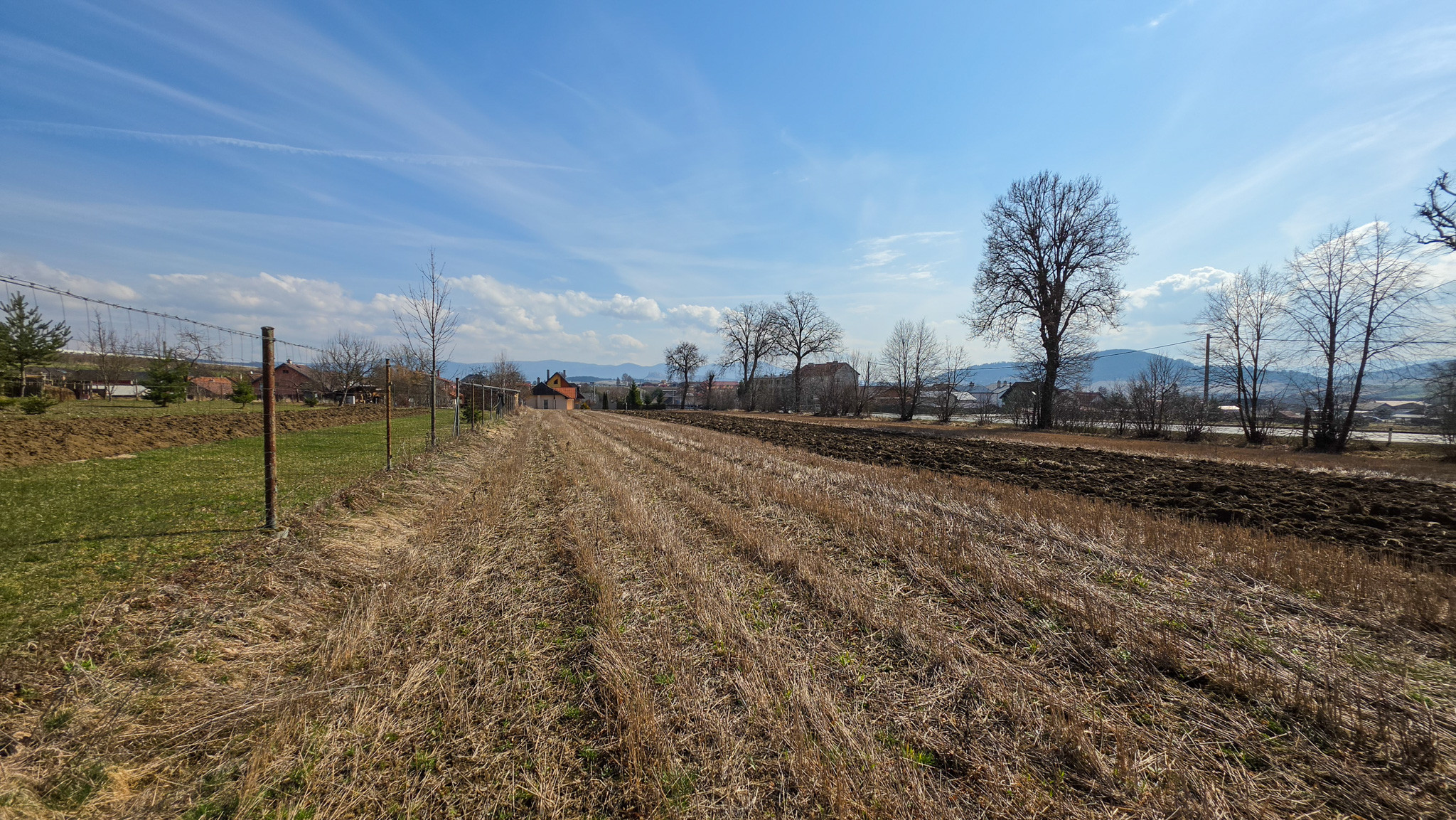 NEMEŠANY -investičný pozemok (1.188m2) na PREDAJ