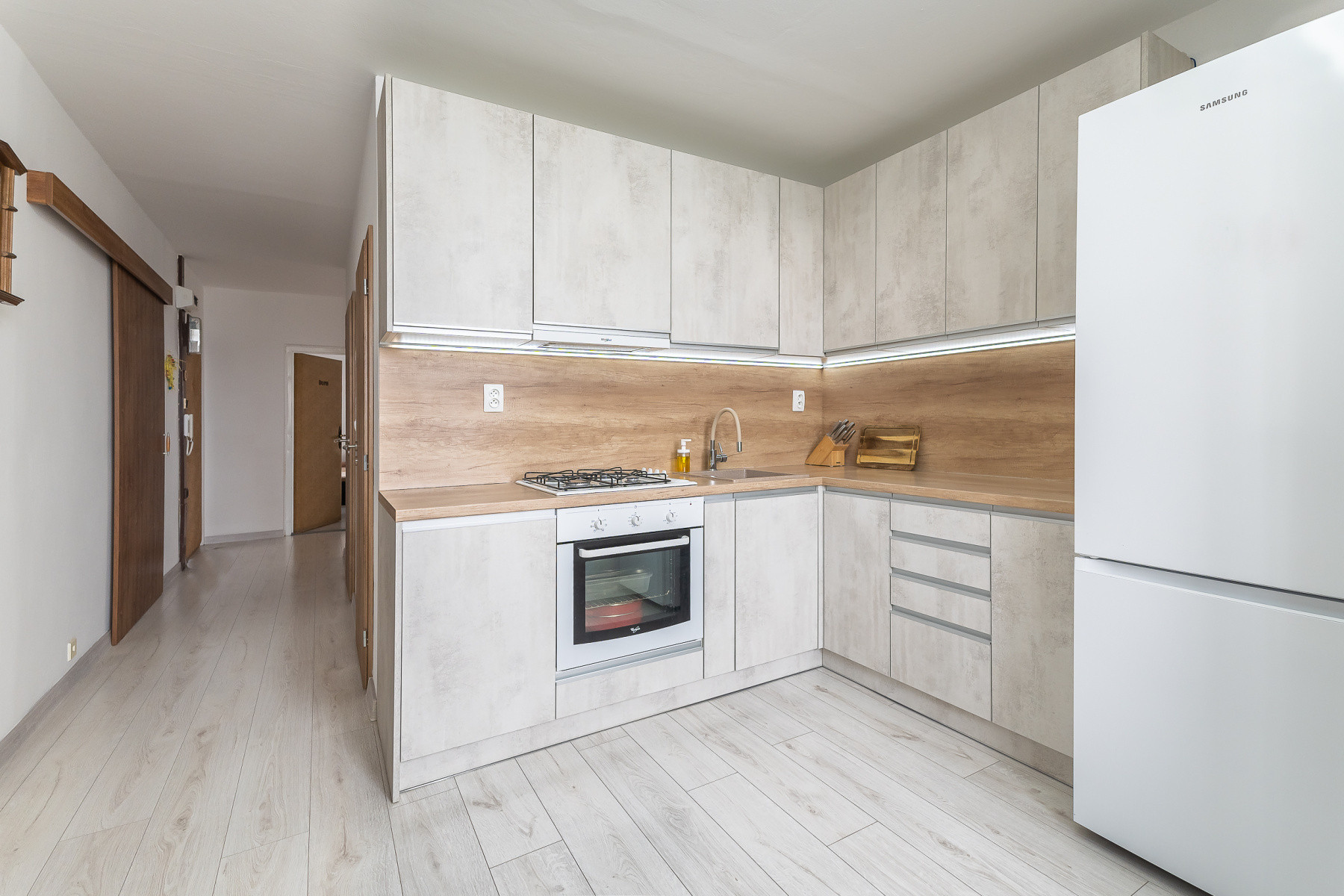 Na predaj - 4-izbový byt (89m2) - Rajková