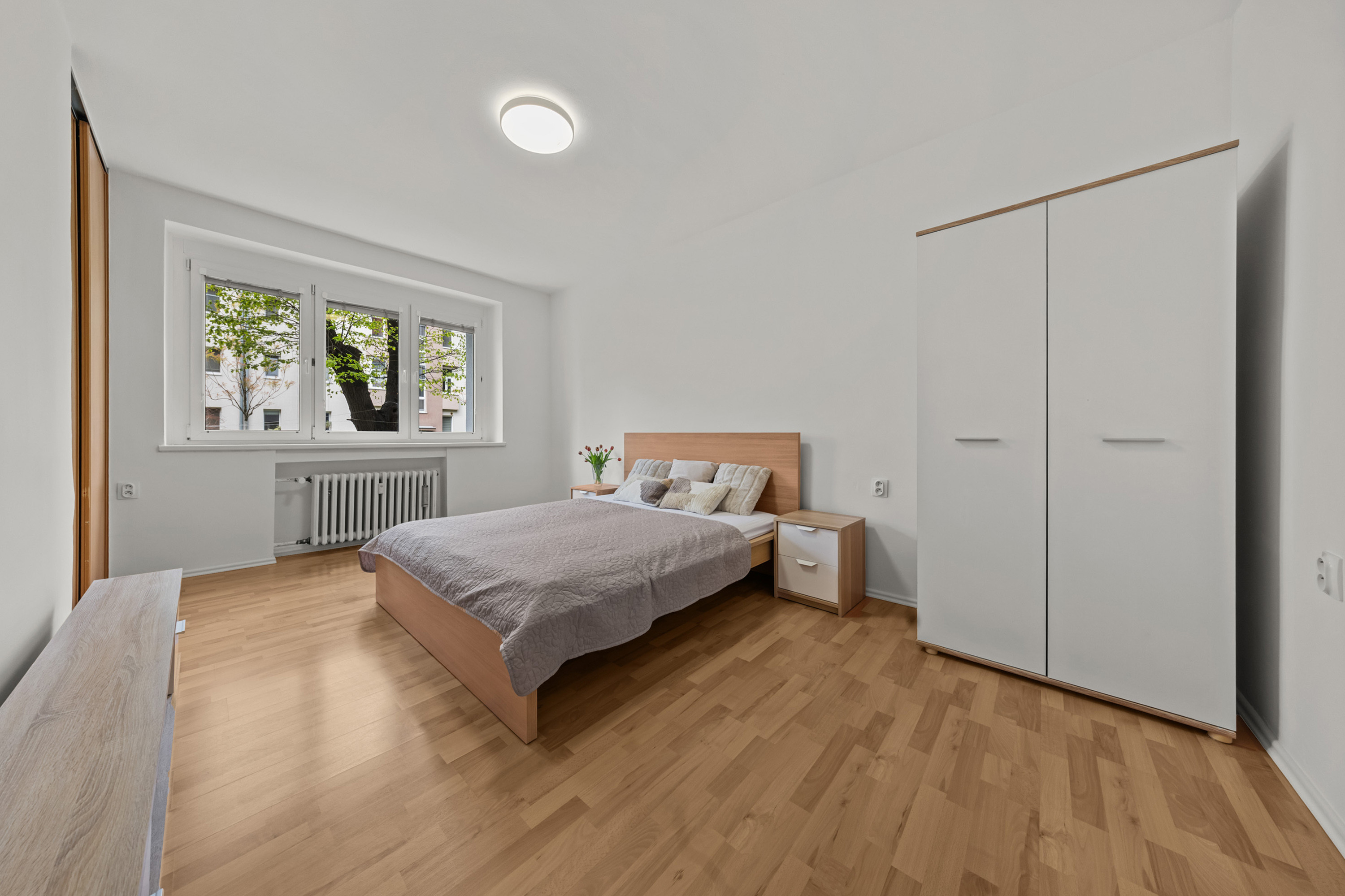 Na prenájom príjemný 3 izbový byt v lokalite 500 bytov na Svätoplukovej ulici