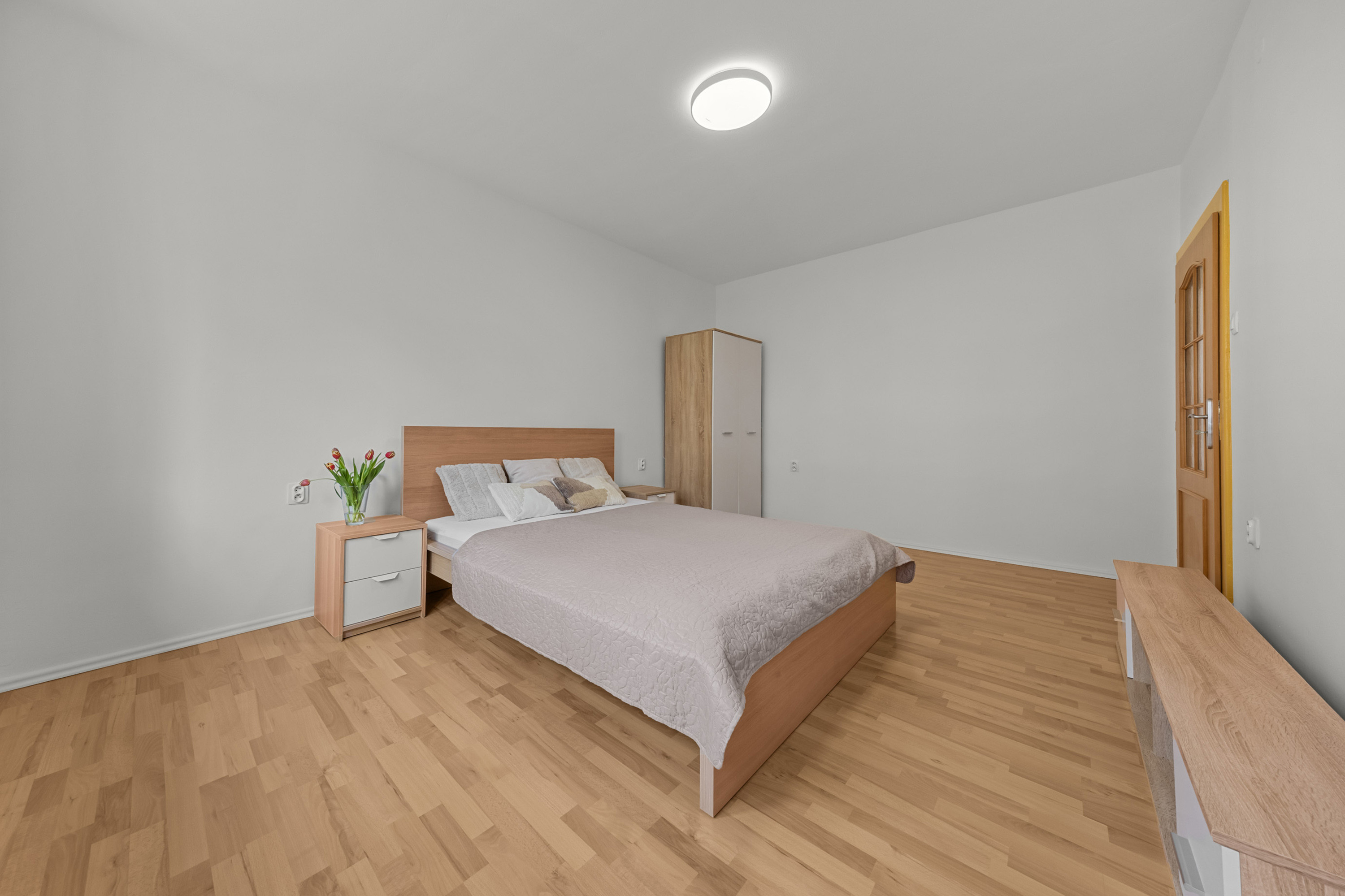 Na prenájom príjemný 3 izbový byt v lokalite 500 bytov na Svätoplukovej ulici