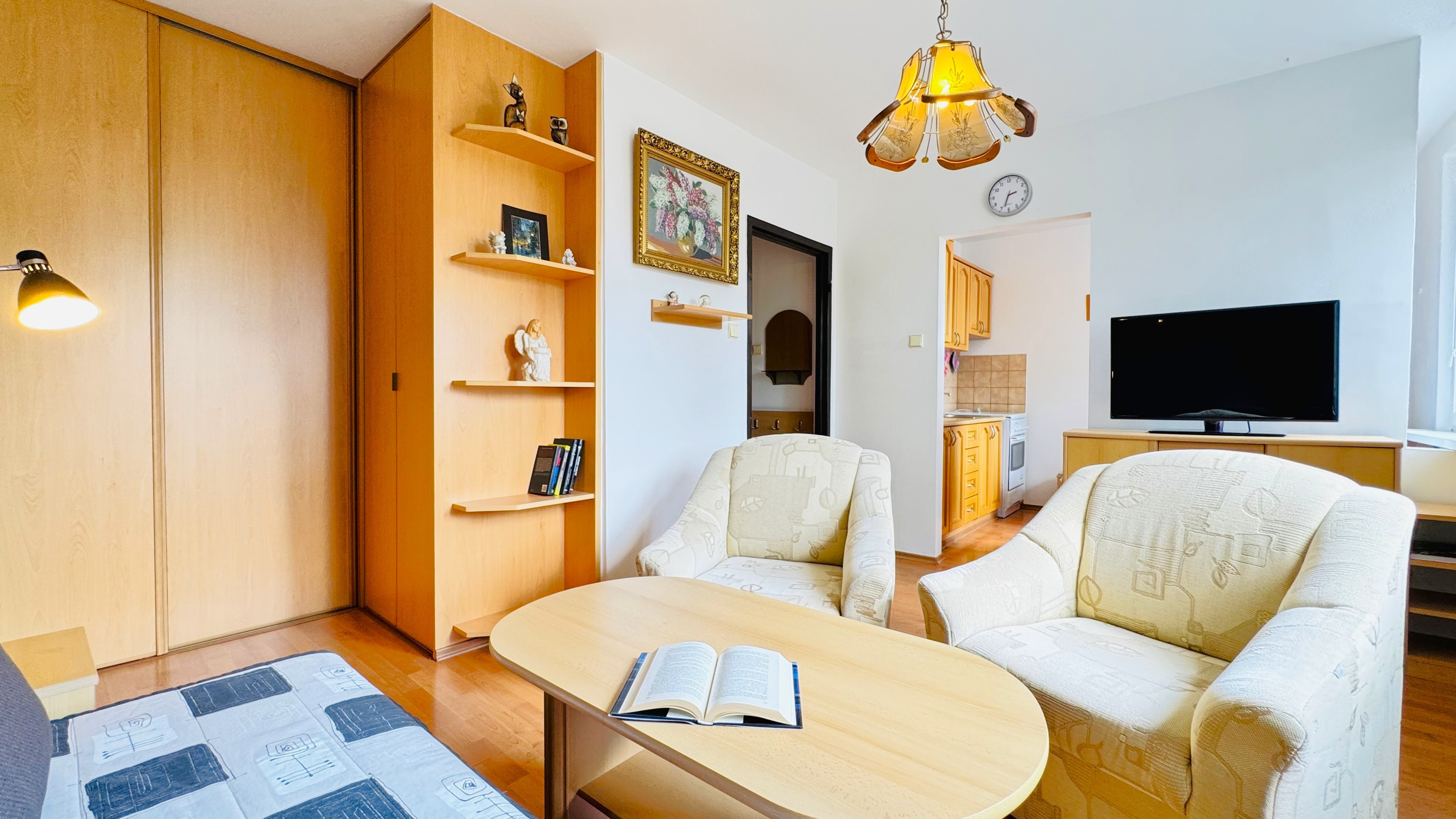 PRENÁJOM 1-izbový byt v Šamoríne, kompletne zariadený