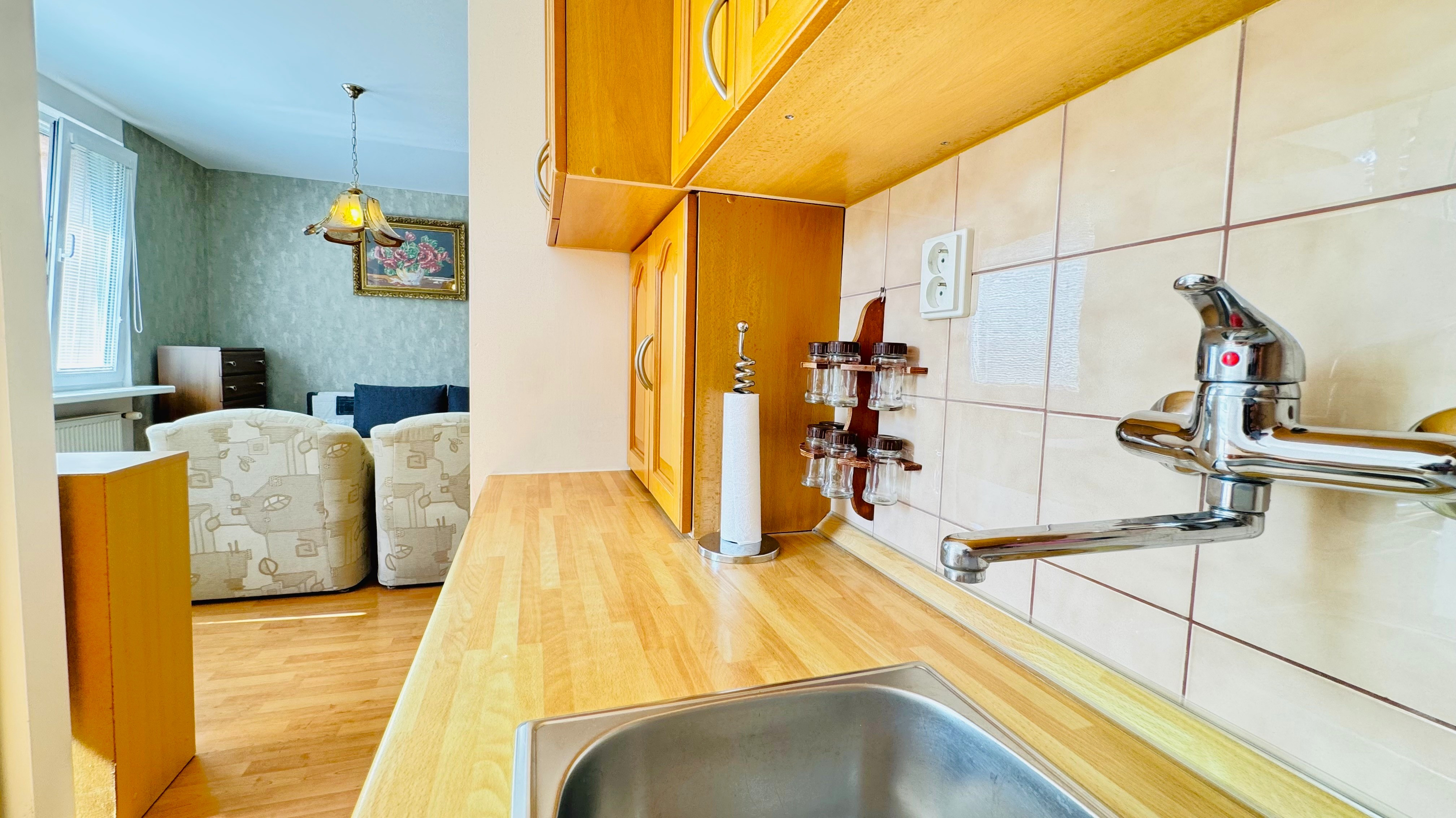 PRENÁJOM 1-izbový byt v Šamoríne, kompletne zariadený