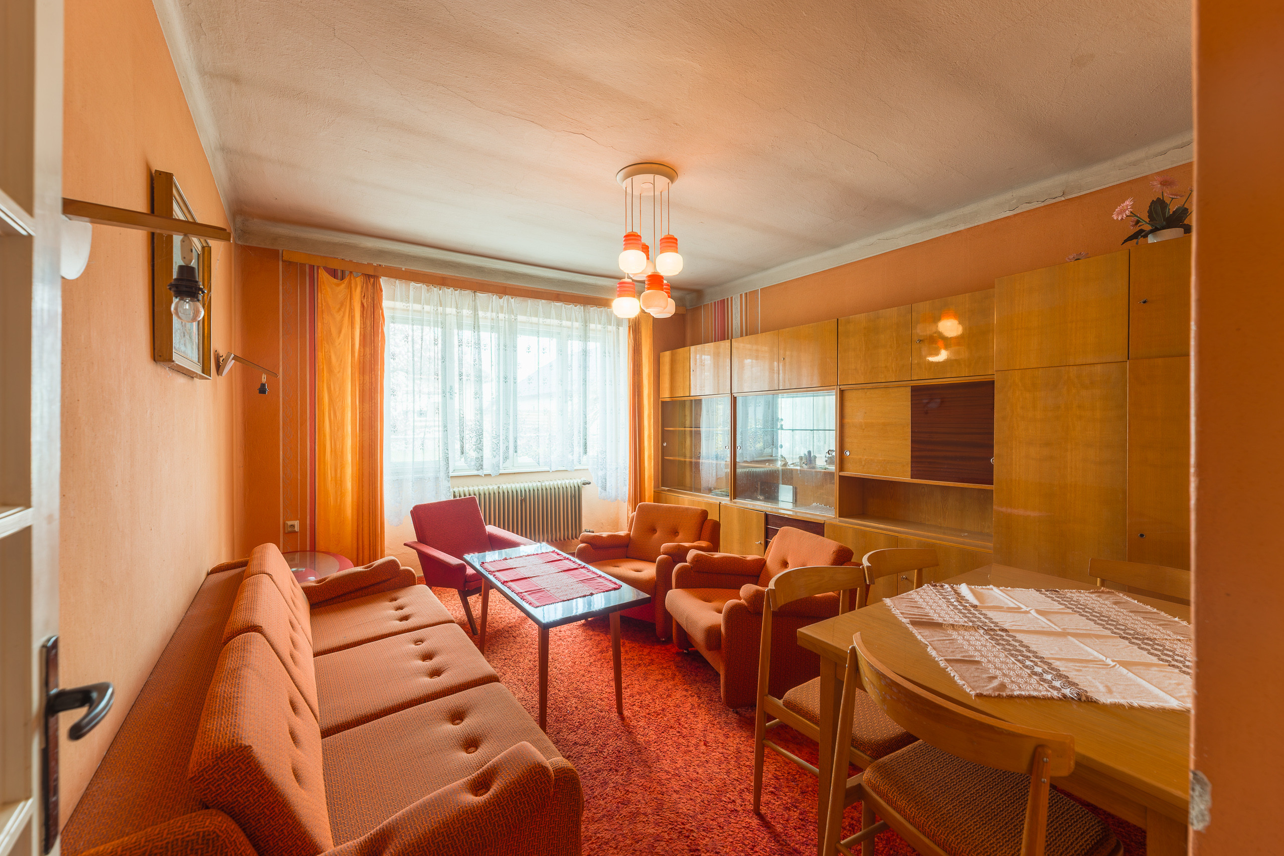 Na predaj rodinný dom v obci Nýrovce s veľkou záhradou