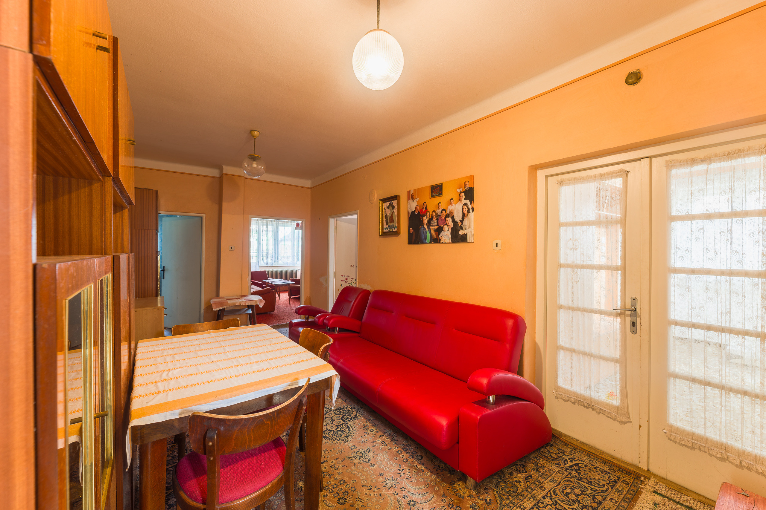 Na predaj rodinný dom v obci Nýrovce s veľkou záhradou