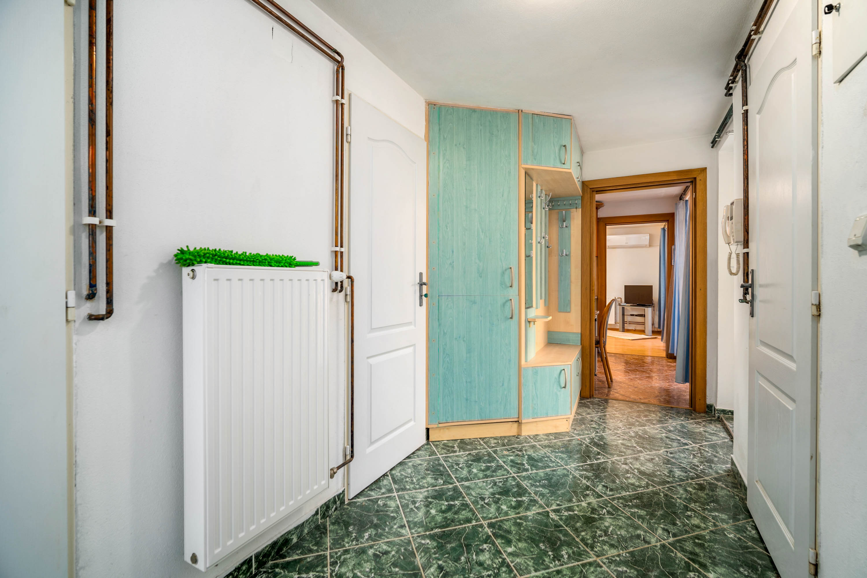 NA PREDAJ budovy s podnikateľským potenciálom, Nové Mesto nad Váhom