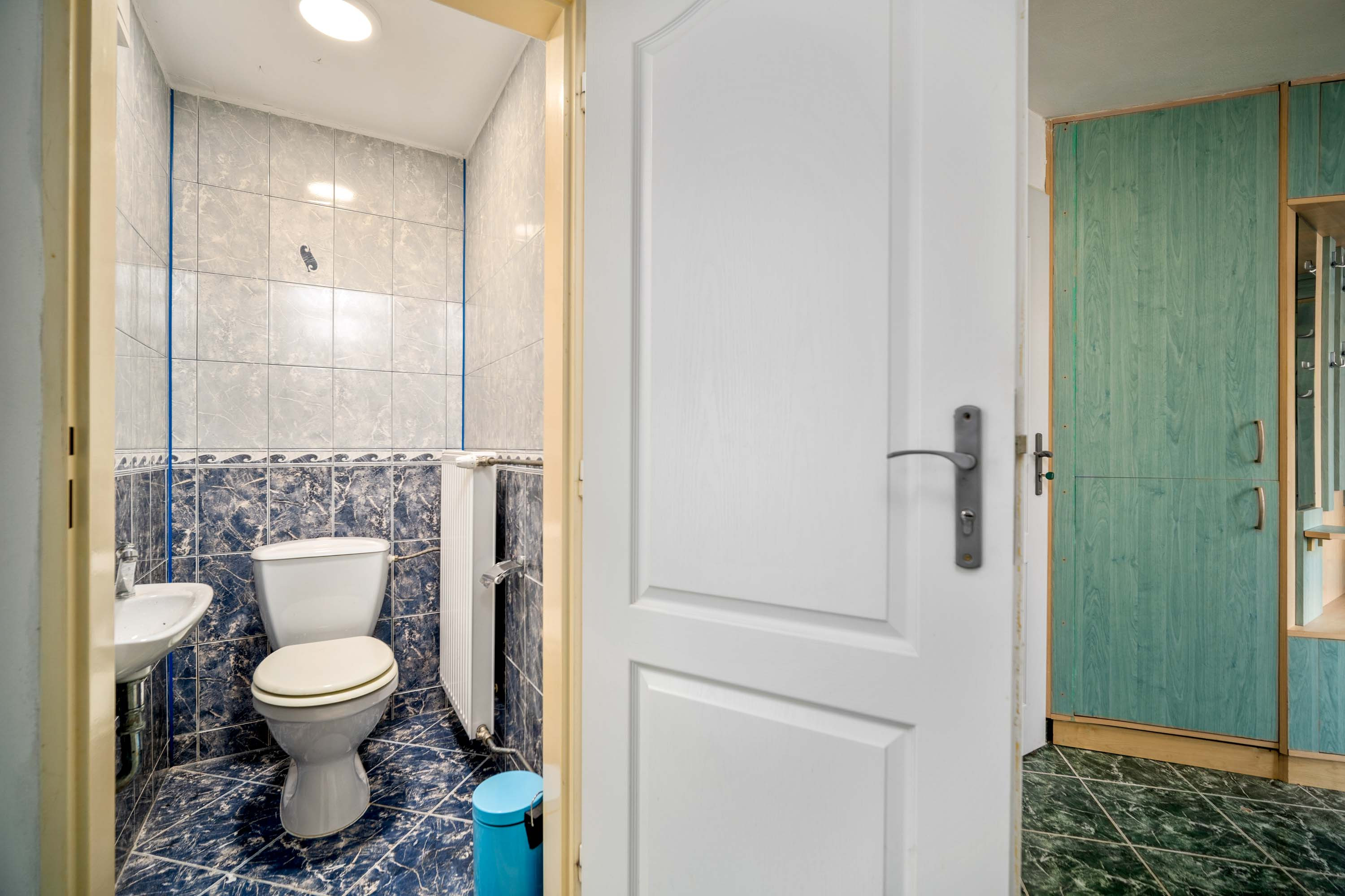 NA PREDAJ budovy s podnikateľským potenciálom, Nové Mesto nad Váhom