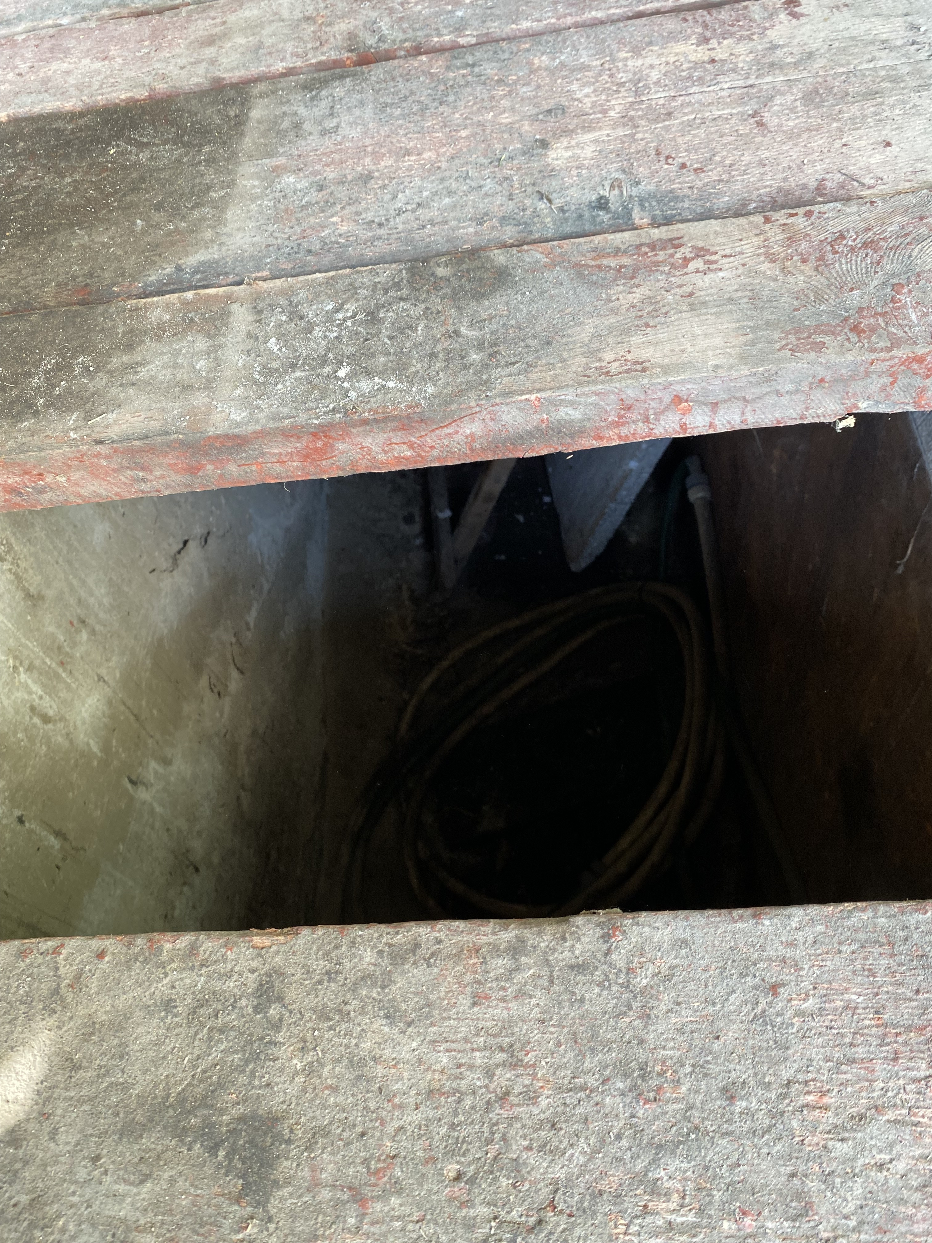 Predaj garáže v Šamoríne – Veterná ulica, 18 m², s pozemkom