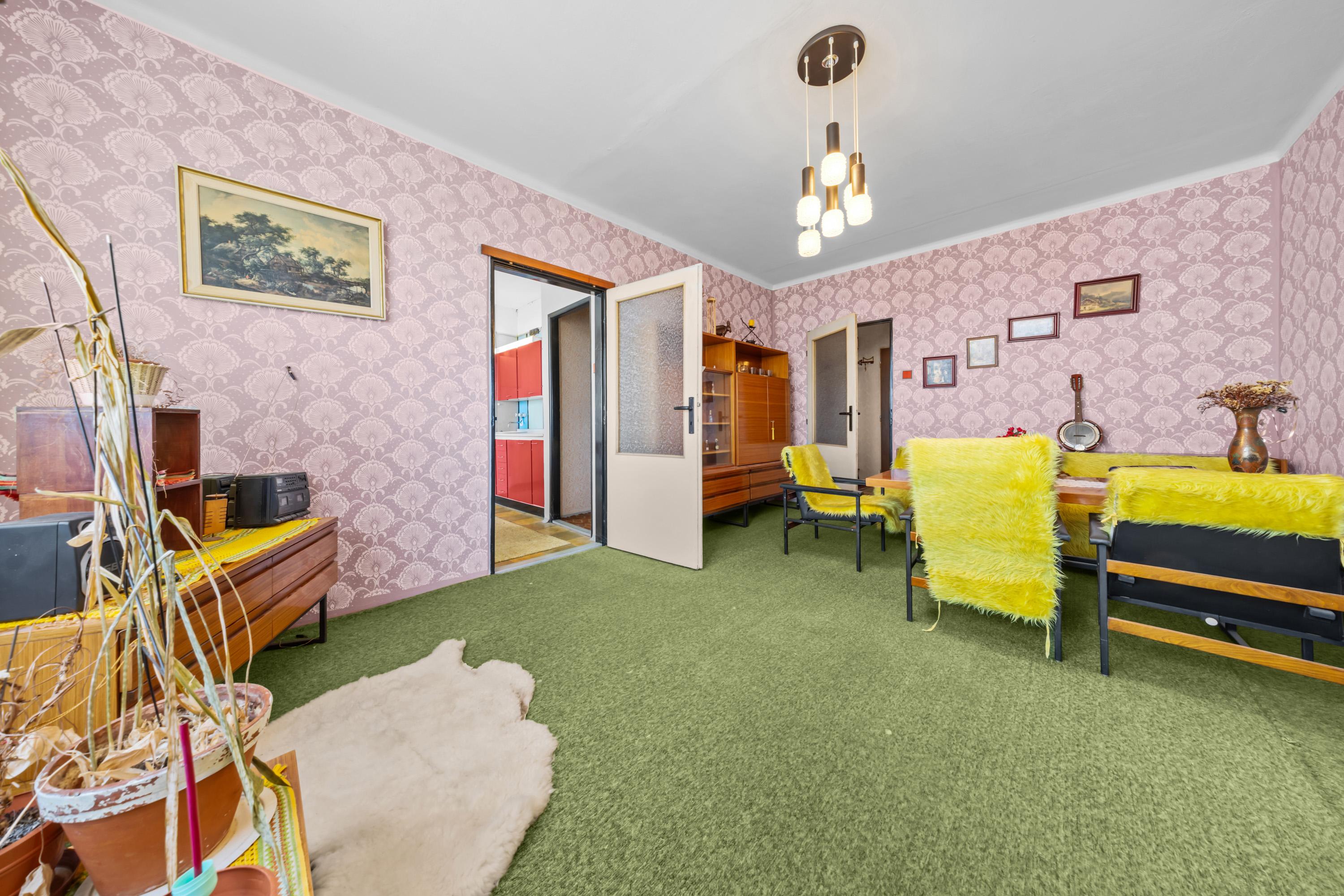 Na predaj 3-izbový byt s balkónom a pivnicou – Šamorín, Mestský Majer