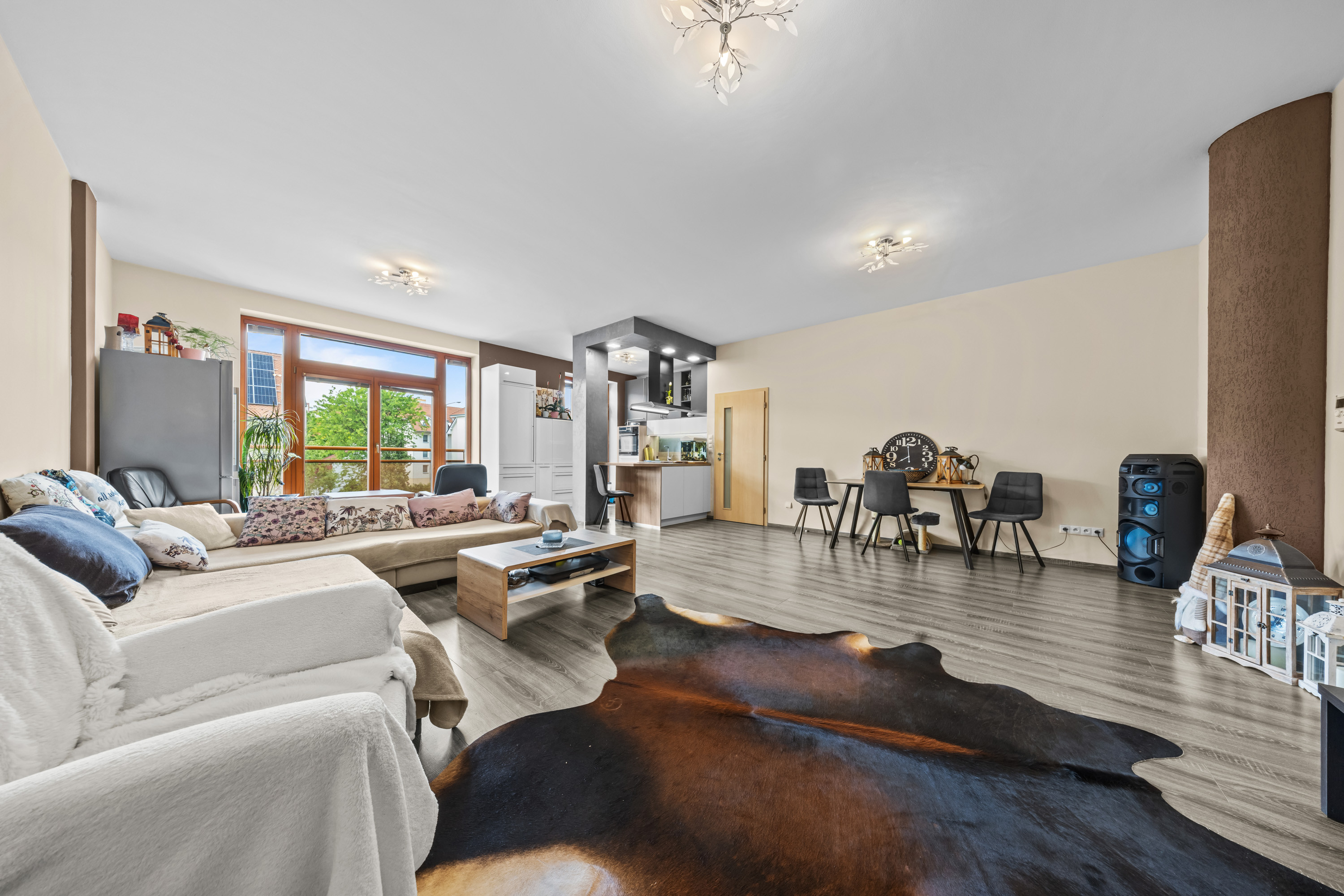 Na predaj nadštandardný 3-izbový byt v centre Dunajskej Stredy – 114 m²