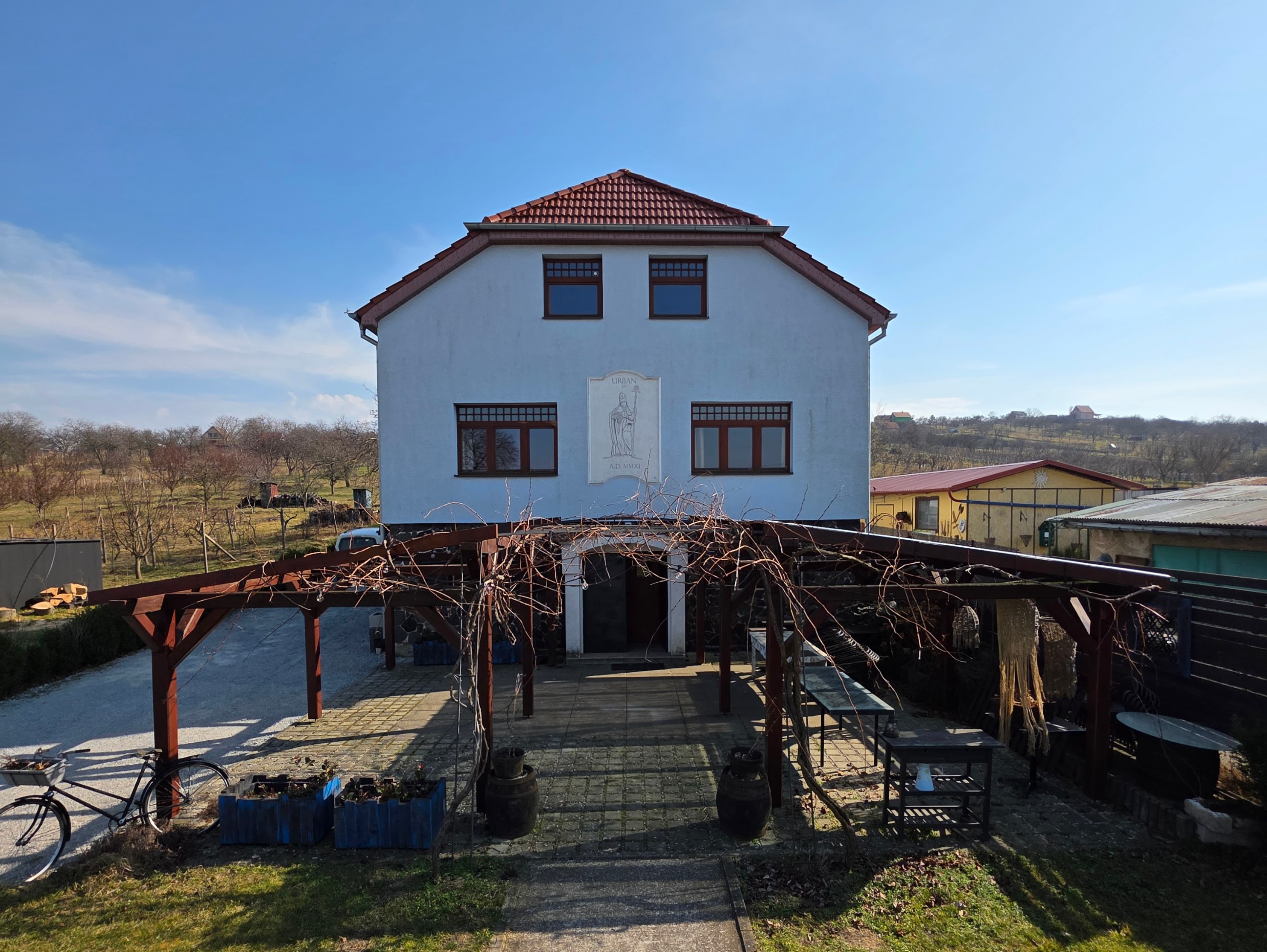 EXKLUZÍVNE NA PREDAJ — Vinohradnícky dom u sv. Urbana, Skalica.