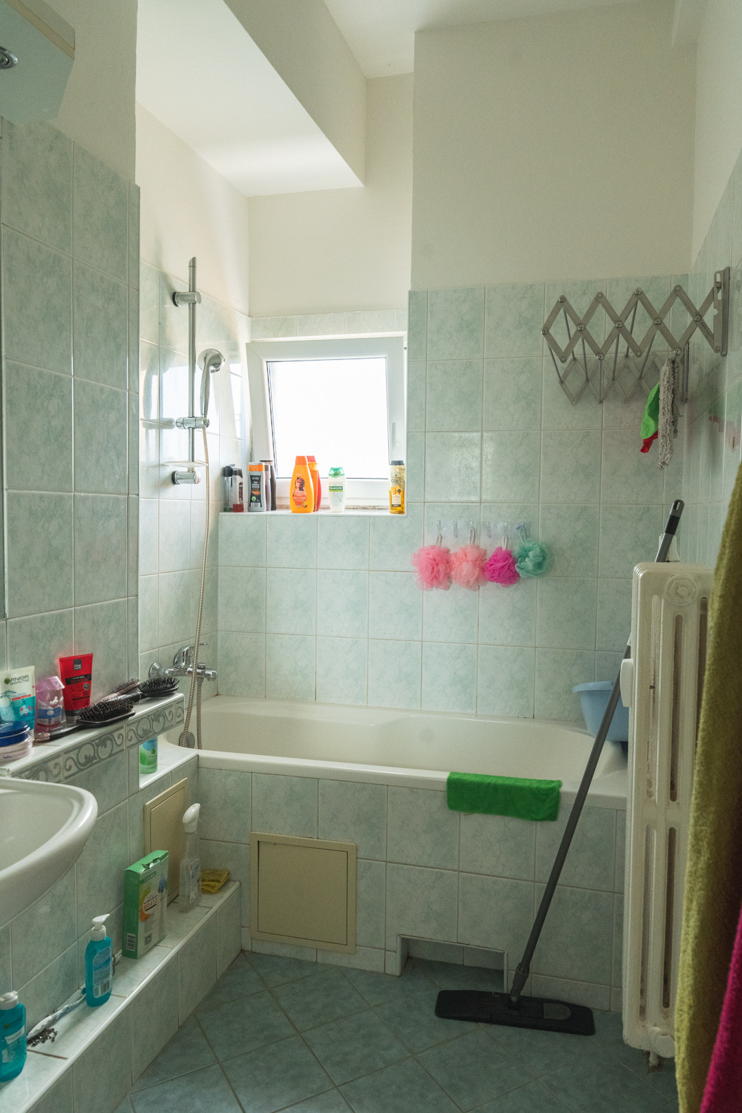 Na predaj 3 izbový byt v pôvodnom stave v Galante - 64 m²