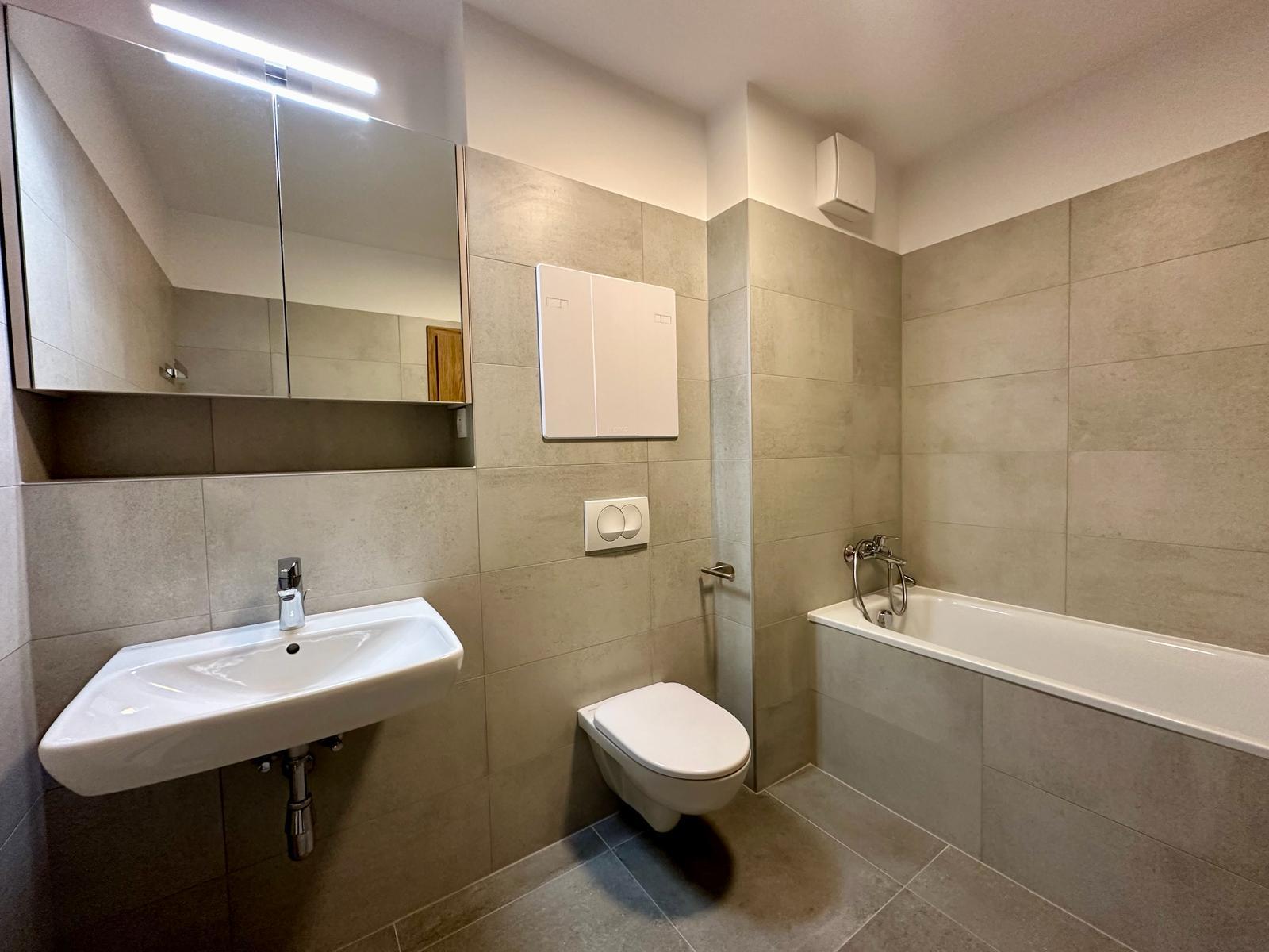 Prenájom 2i bytu  Bratislava - Rača