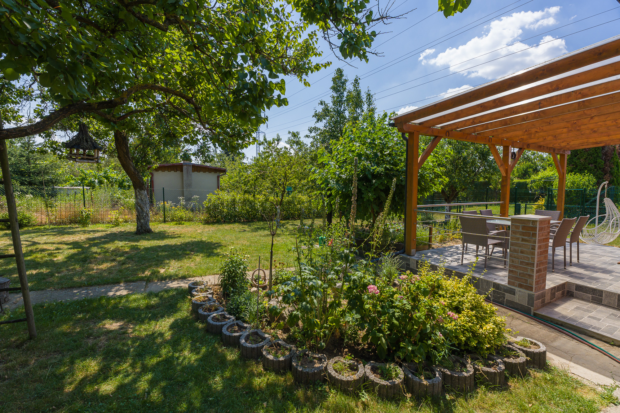 PREDAJ - chata s pozemkom 373m2 | Nové Mesto nad Váhom