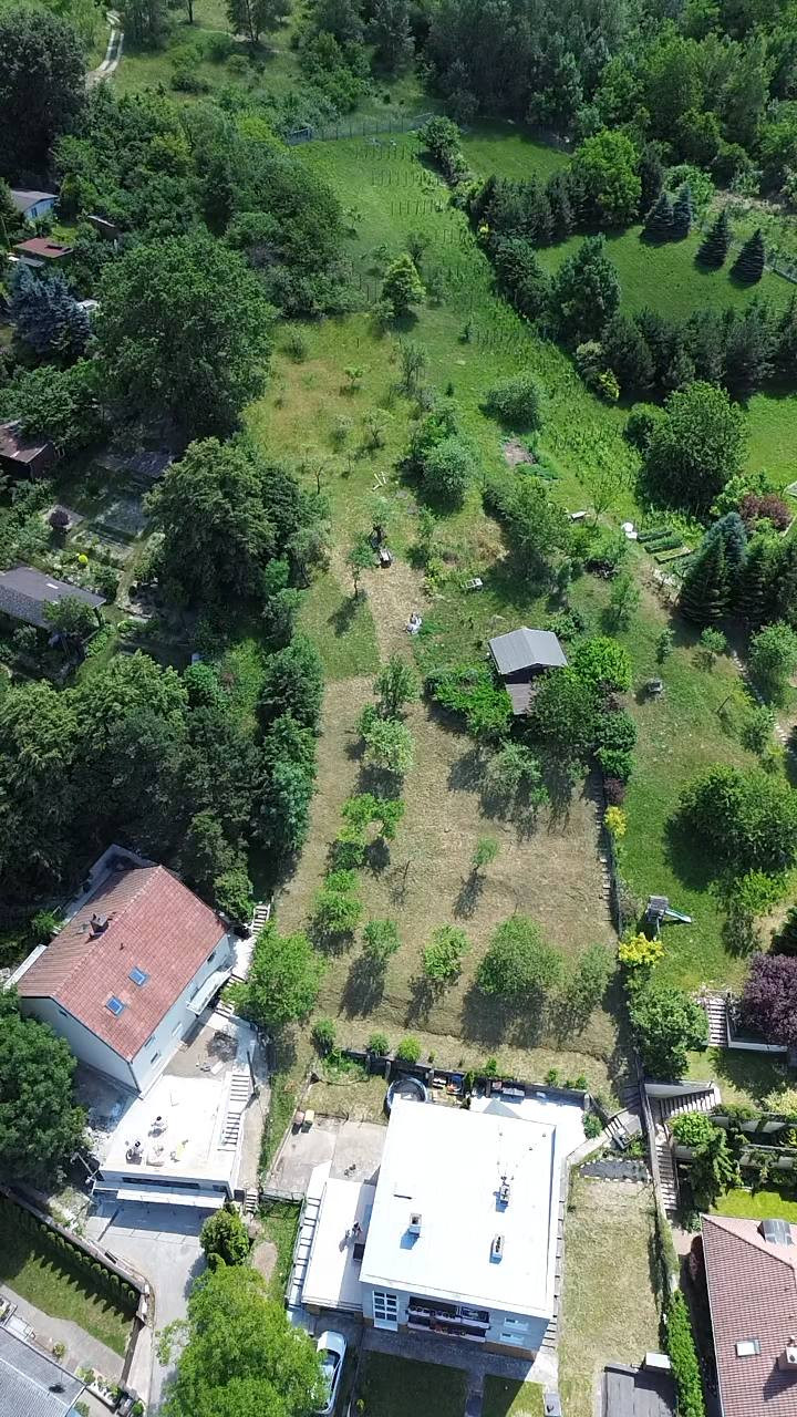 Predaj: rodinný dom s veľkorysým pozemkom.