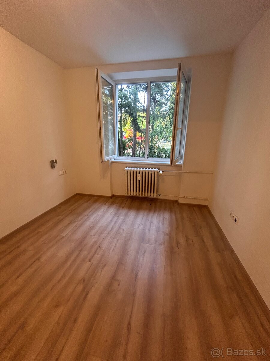 PRENÁJOM 3izb. byt po rekonštrukcii v Ružinove.
