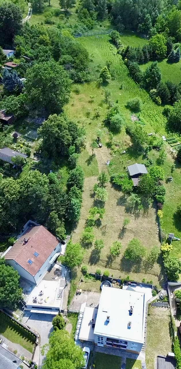 Predaj: rodinný dom s veľkorysým pozemkom.