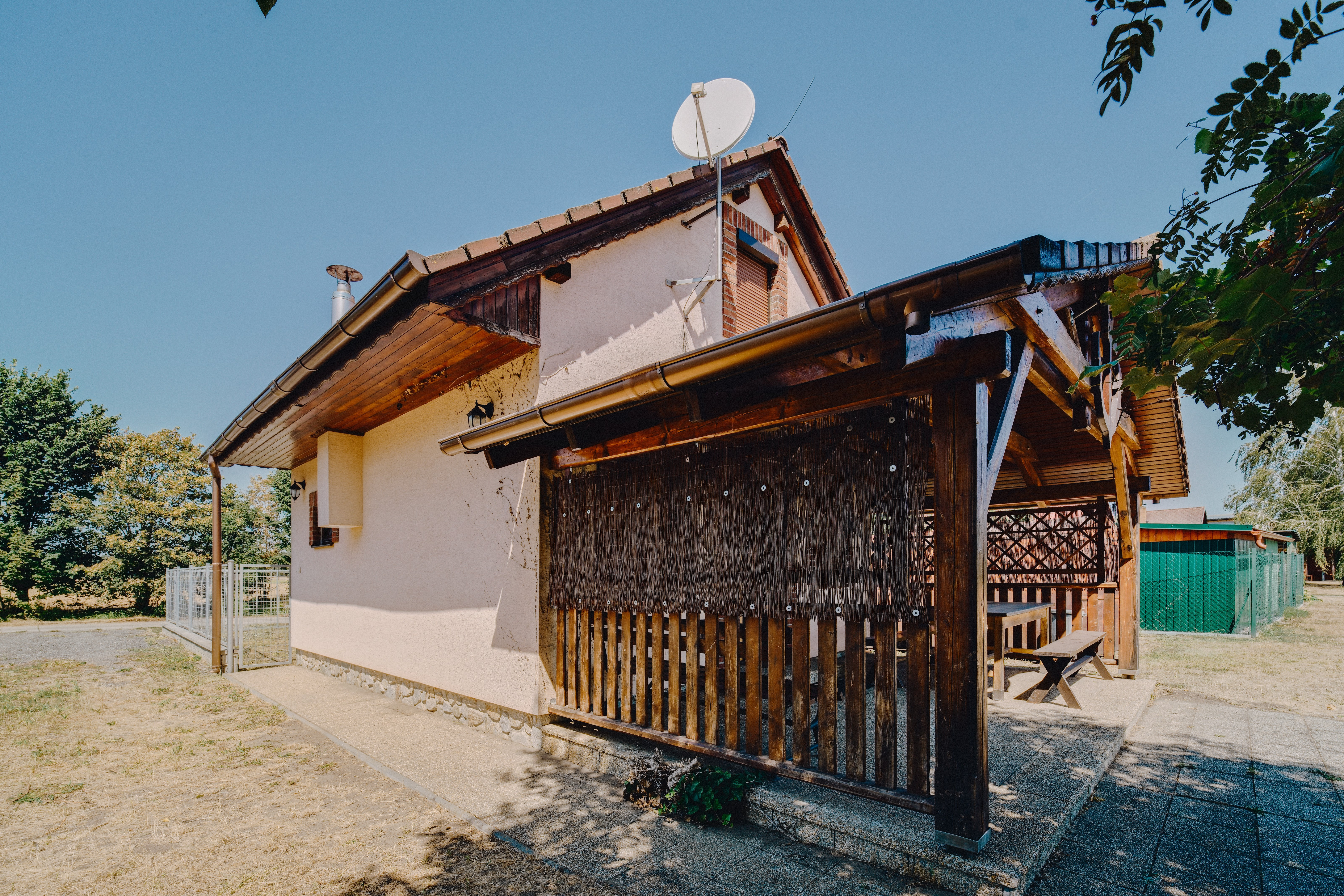 Chata priamo pri vode s vlastným mólom – Adamov, Gbely