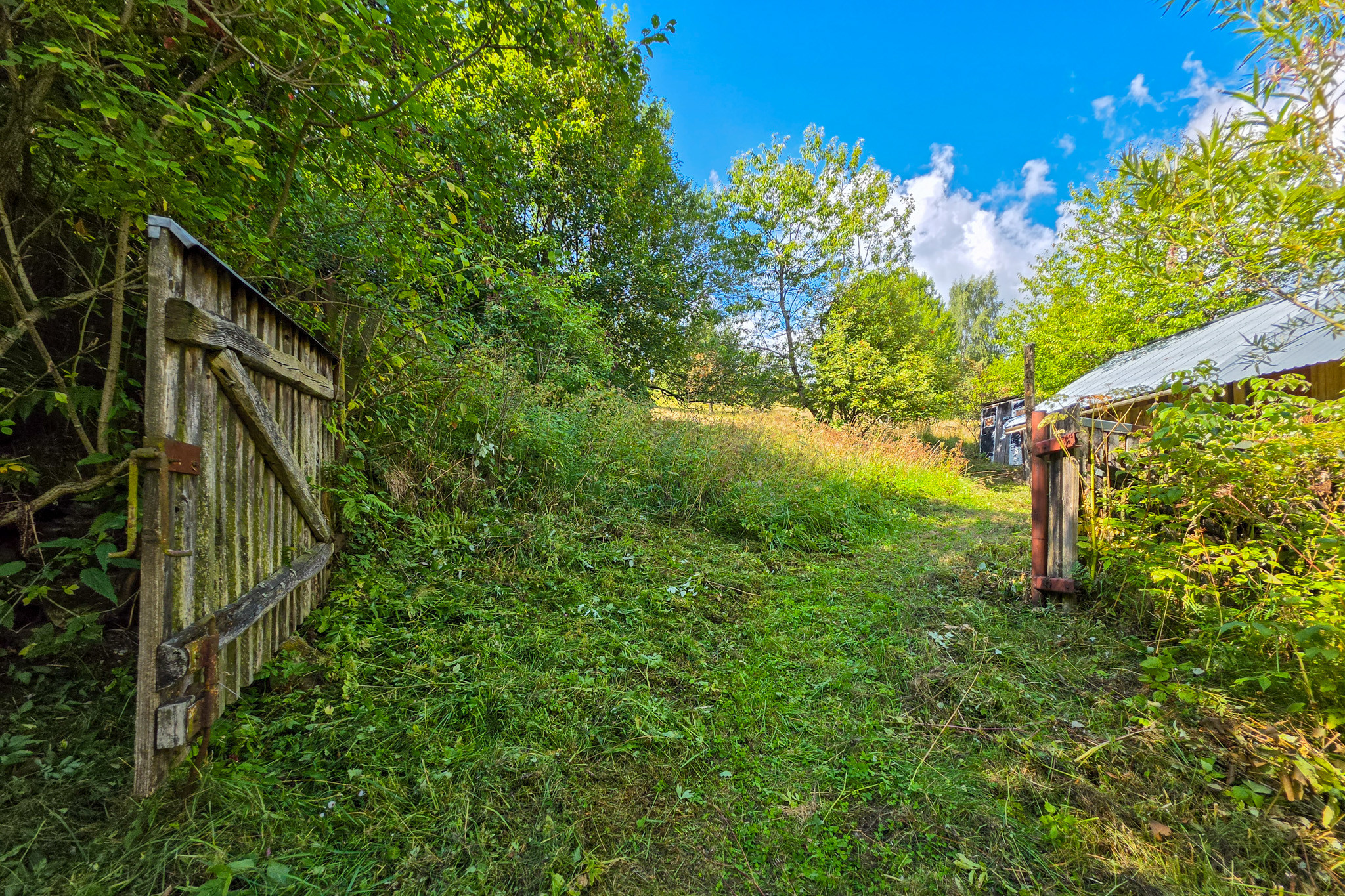 BRUTOVCE - pozemok (3.254m2) NA PREDAJ