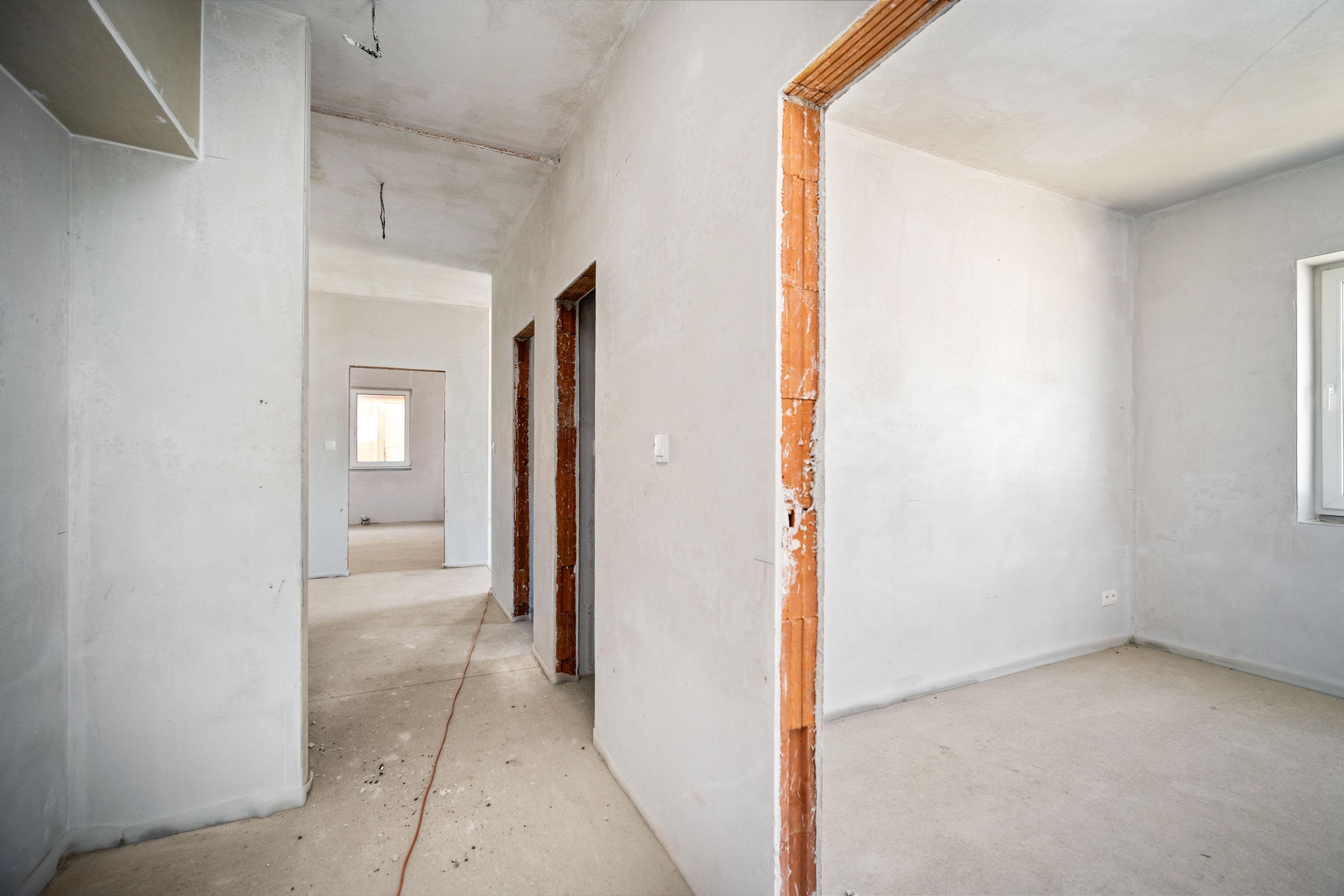 🏡 VILADOMY SENEC | NA PREDAJ 3-IZBOVÝ BYT SO SÚKROMNOU ZÁHRADKOU 48 m²
