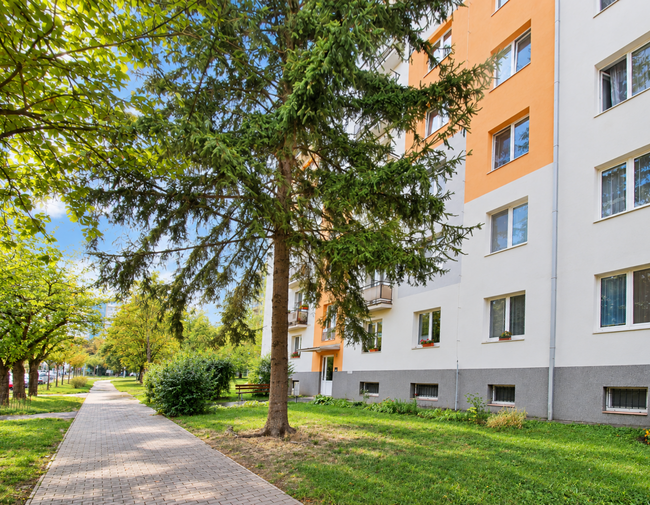 🏡 NA PREDAJ | 3-IZBOVÝ BYT S DVOMI BALKÓNMI | 28. OKTÓBRA | TRENČÍN