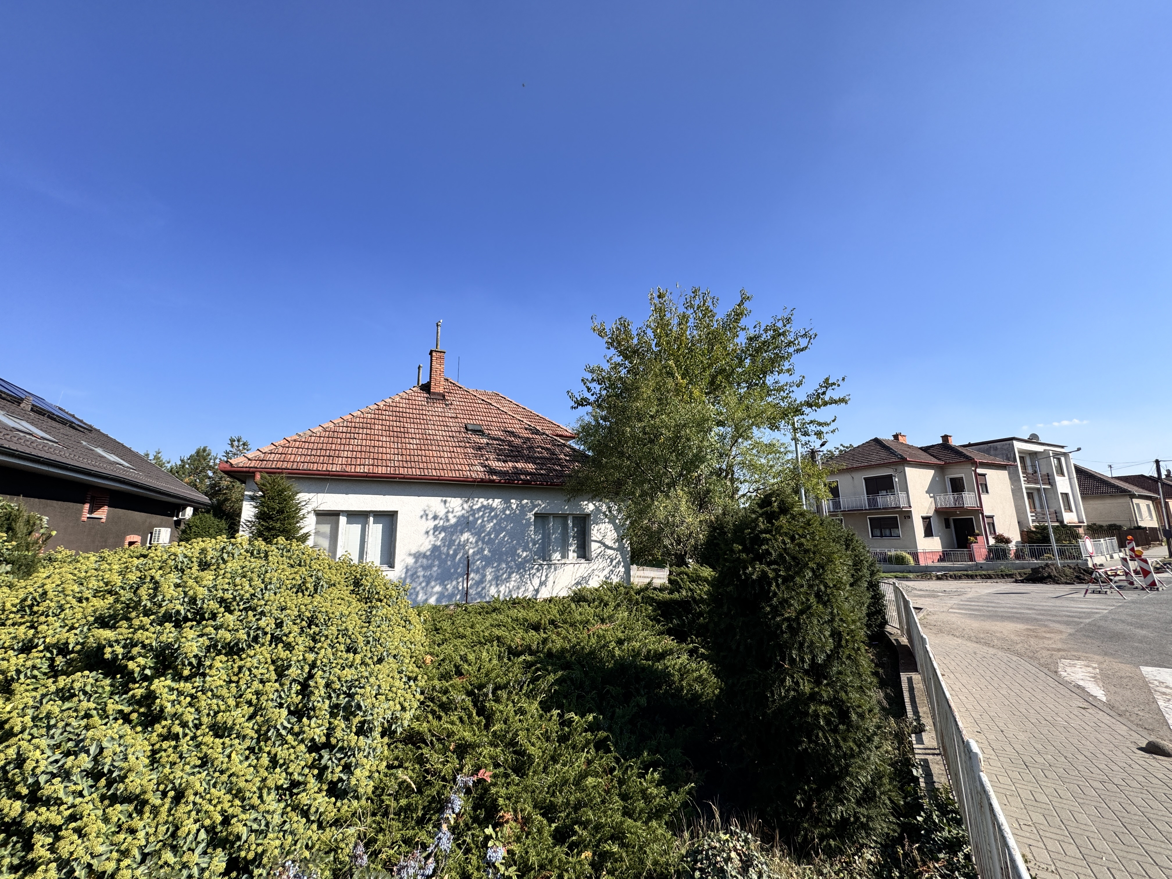 NA PREDAJ 5-IZBOVÝ RODINNÝ DOM V GBELOCH.