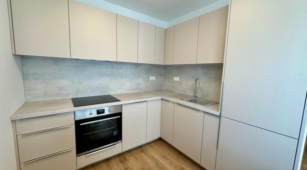 Prenájom 2i bytu  Bratislava - Rača