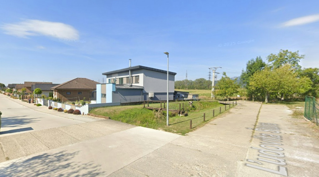 Stavebný pozemok na predaj – Ladce, ul. Ľ. Štúra