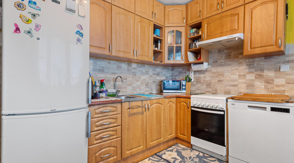 4-izbový byt s loggiou, pivnicou a potenciálom –Bernolákovo