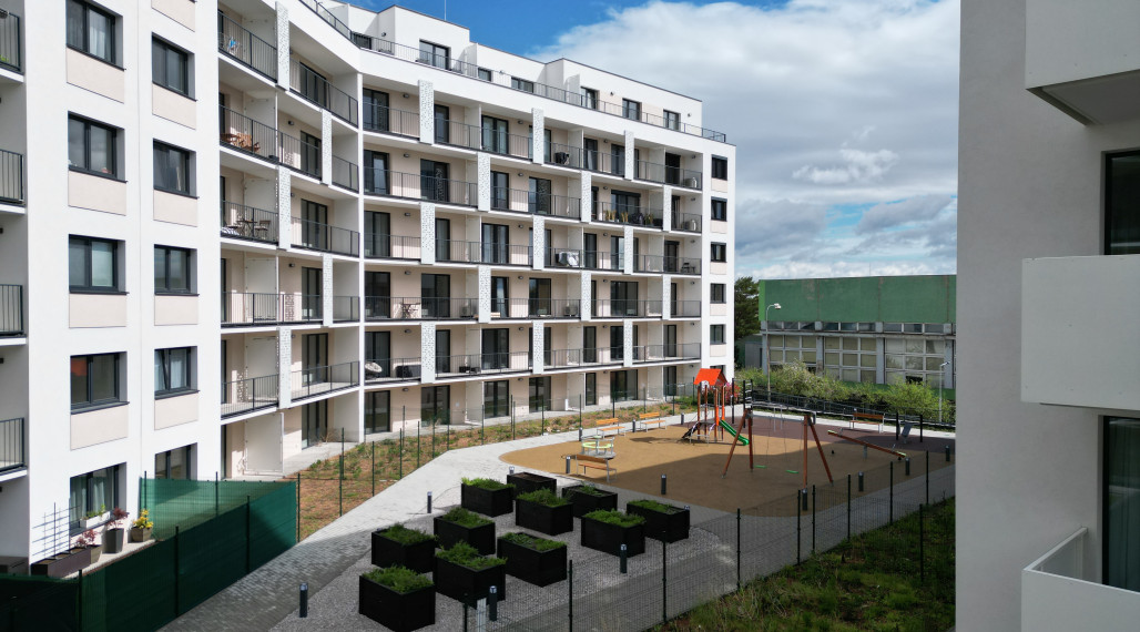 Prenájom 2i bytu  Bratislava - Rača