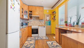 4-izbový byt s loggiou, pivnicou a potenciálom –Bernolákovo