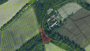 Pozemok pri potoku s atmosférou prírody – Tureň