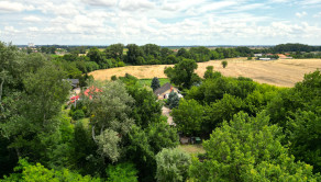 Pozemok pri potoku s atmosférou prírody – Tureň