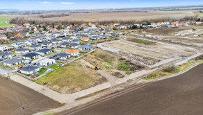 Posledný stavebný pozemok v projekte IBV Tomášov – Dunajská ulica