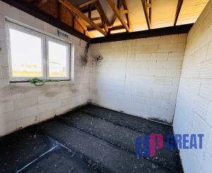 Na predaj 4 izbový rozostavaný rodinný dom v obci Radimov.