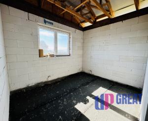 Na predaj 4 izbový rozostavaný rodinný dom v obci Radimov.