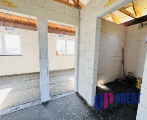 Na predaj 4 izbový rozostavaný rodinný dom v obci Radimov.