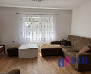 Na predaj priestranný 7-izbový rodinný dom v Gbeloch, okres Skalica.