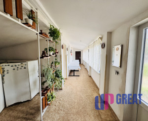 Na predaj priestranný 7-izbový rodinný dom v Gbeloch, okres Skalica.